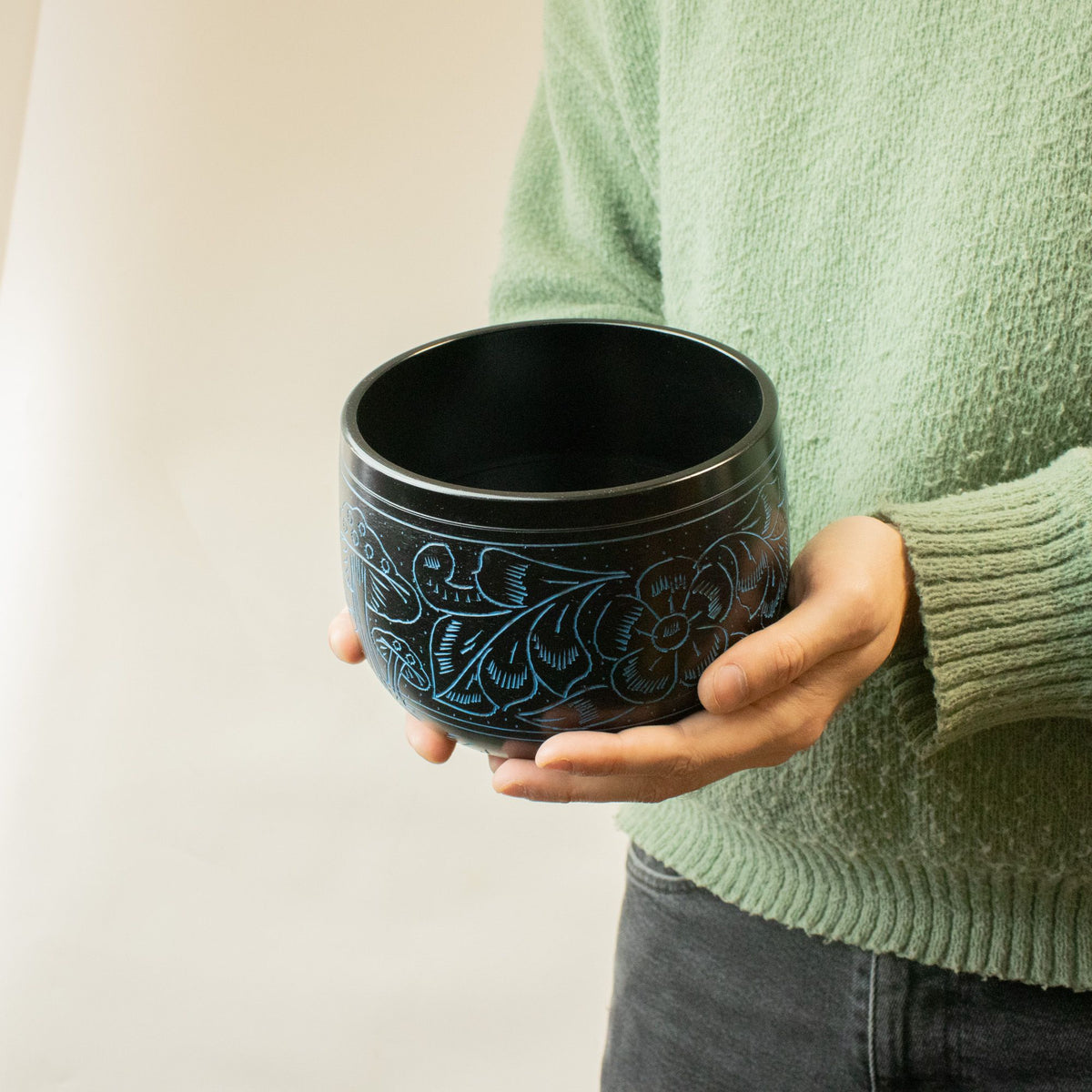 Handmade Magic Mushroom Cauldron Singing Bowl Blue