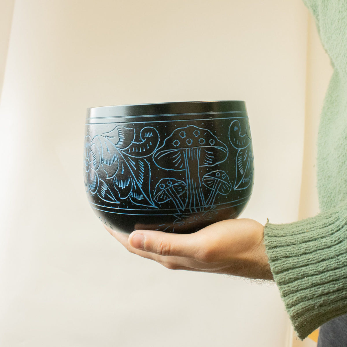 Handmade Magic Mushroom Cauldron Singing Bowl Blue